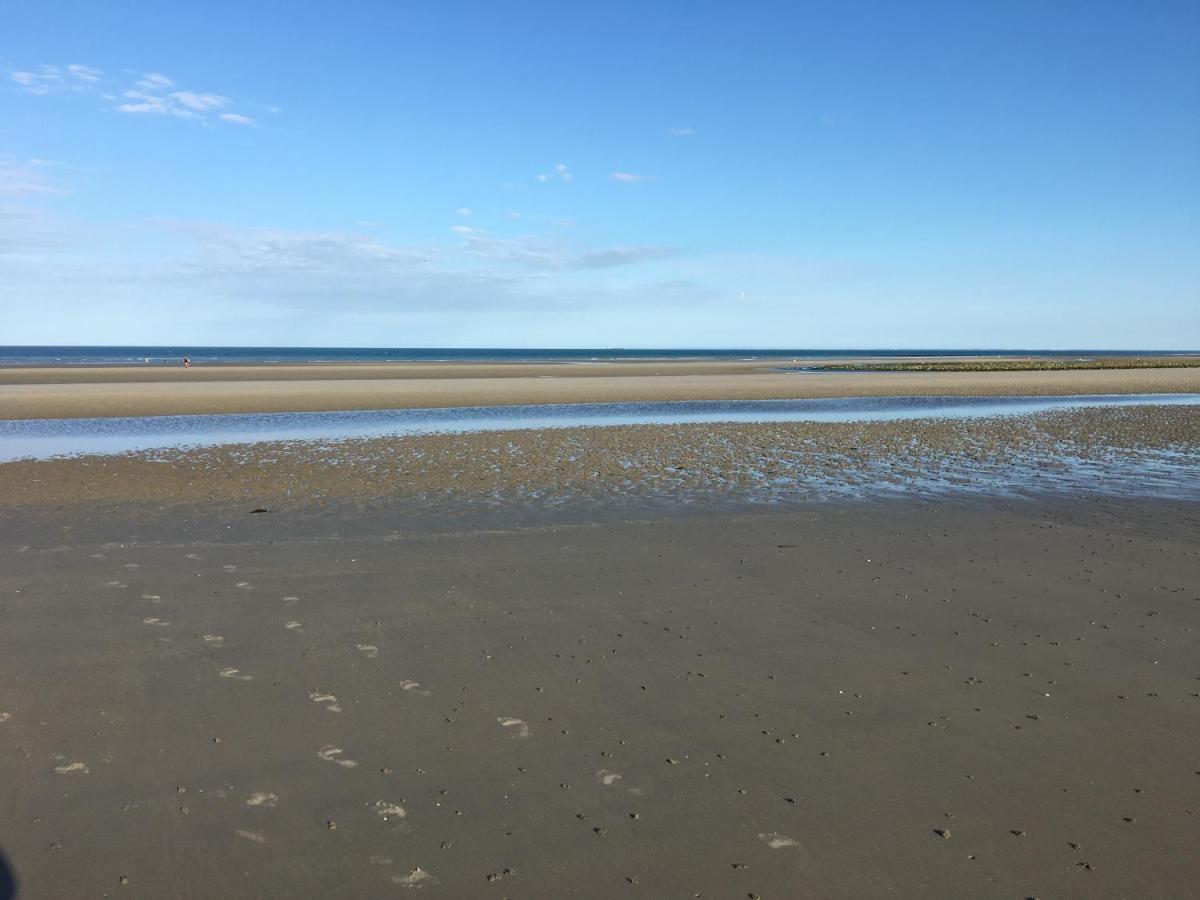 Chambre Tout Confort Avec Commodites Espace Repas Wifi Parking Wimereux Bagian luar foto